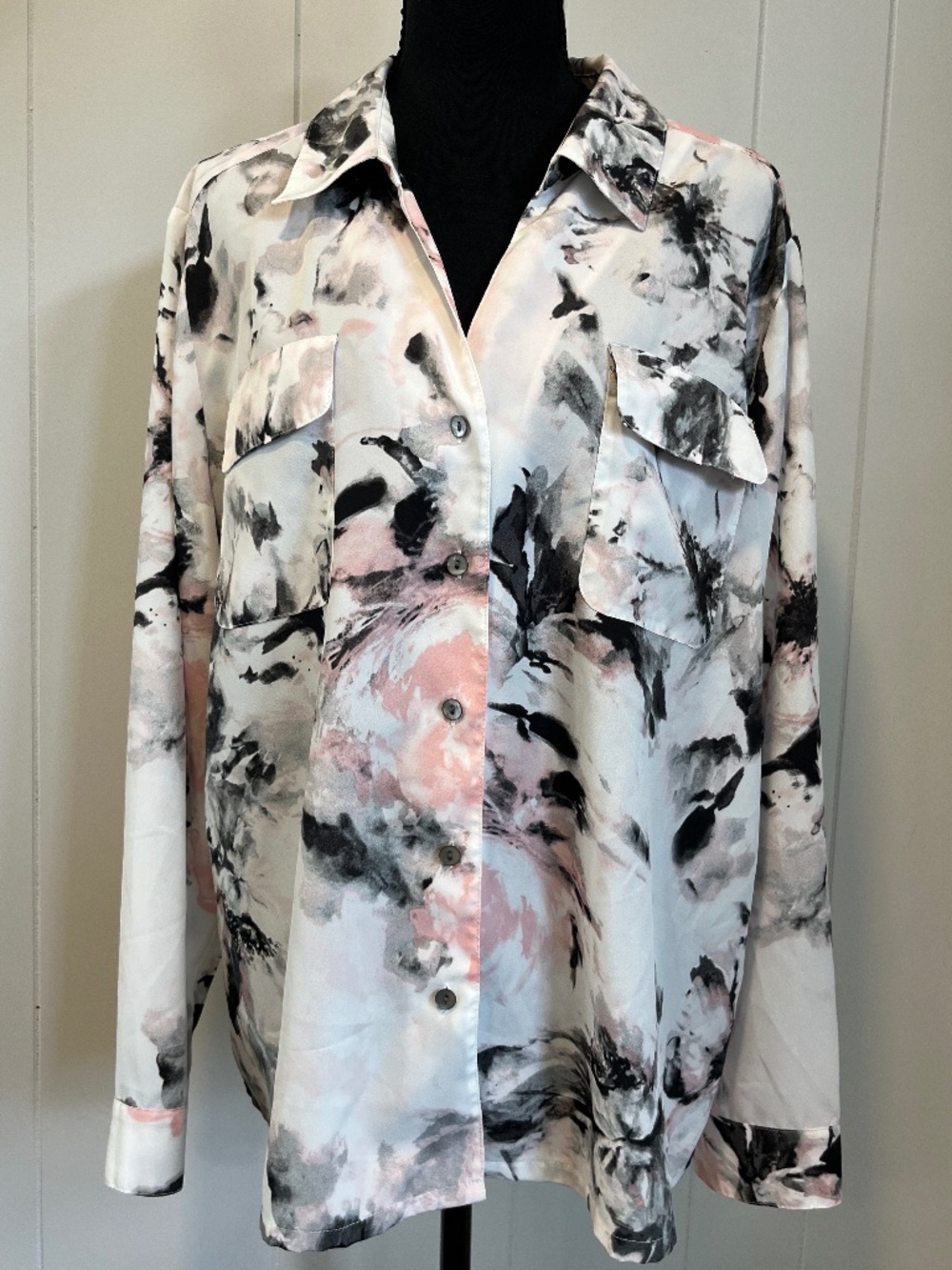Chico's sz 3 XL Watercolor Abstract Button Down Blouse Shirt Office Career